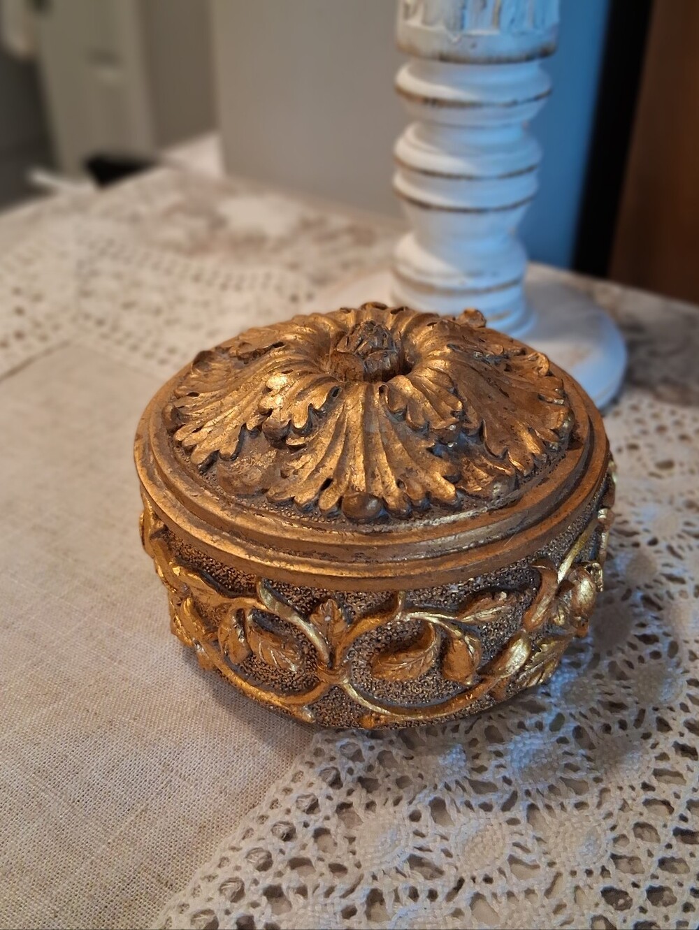 Vintage Bombay Resin Gold  Gilt Ornate Trinket/Jewelry Box Floral Design